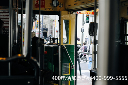 (400电话收费的吗)(400电话智能来电分配功能怎么样？)